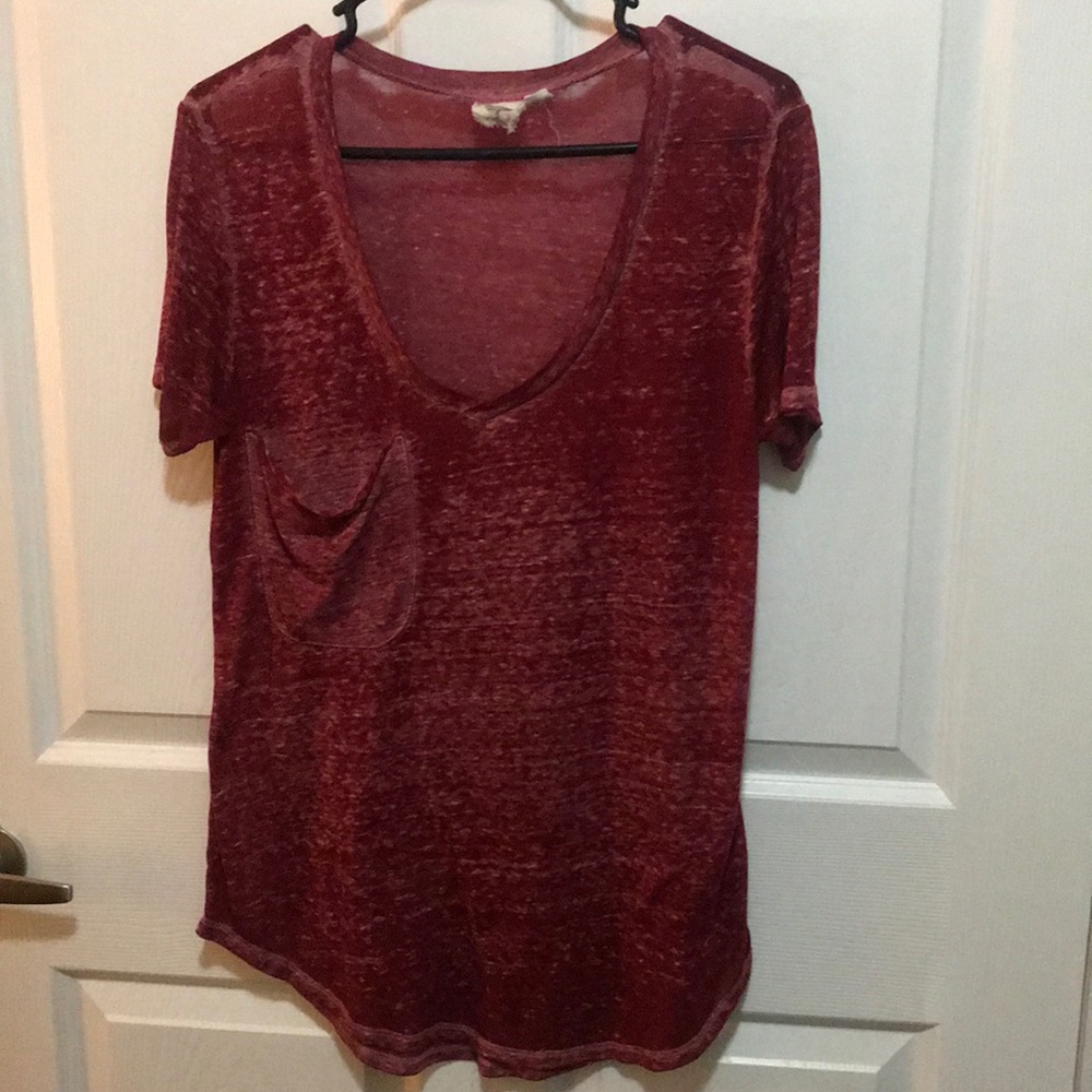 Buckle tshirt